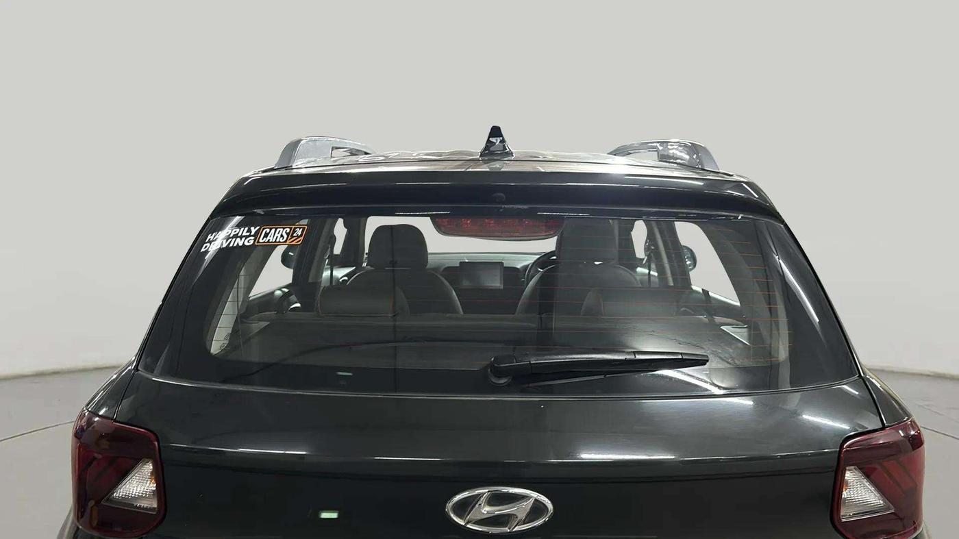 2021 Hyundai VENUE SX 1.0 (O) TURBO IMT, Petrol, Manual, 27,411 km, Rear Windshield