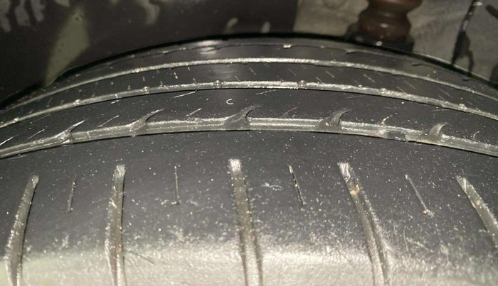 2019 Hyundai Creta SX AT 1.6 PETROL, Petrol, Automatic, 30,086 km, Left Rear Tyre Tread