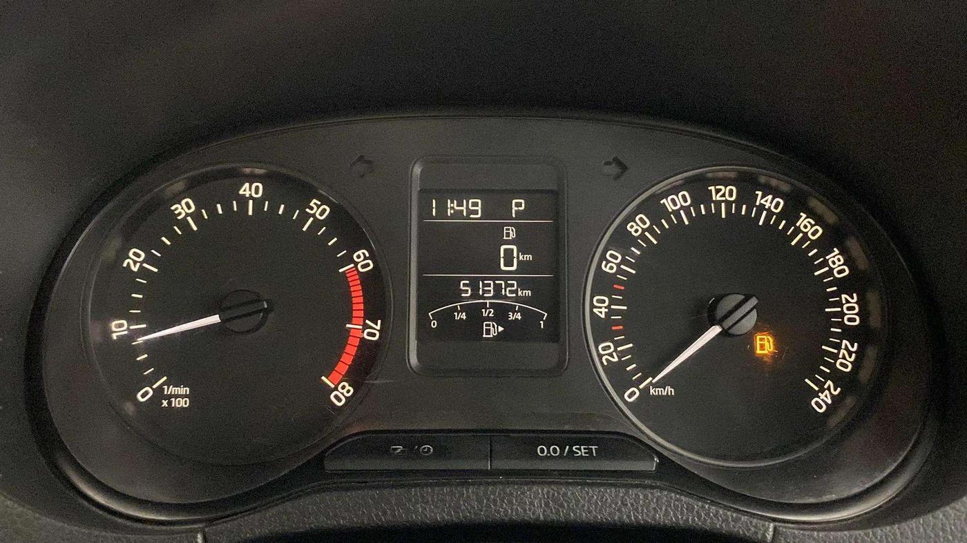 2017 Skoda Rapid STYLE 1.6 MPI AT, Petrol, Automatic, 48,665 km, Odometer Image