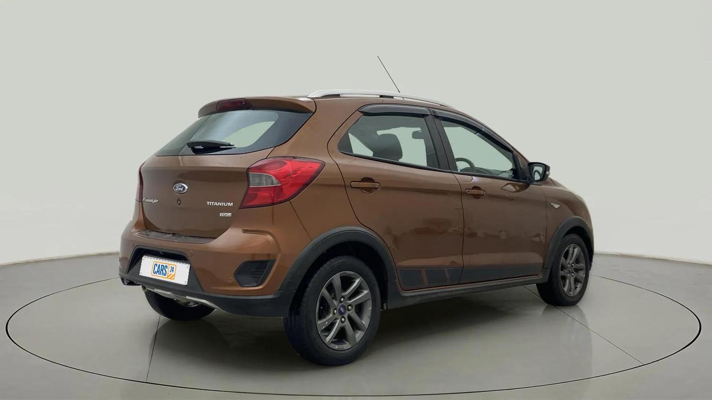 2020 Ford FREESTYLE TITANIUM PLUS 1.5 DIESEL, Diesel, Manual, 35,322 km, Right Back Diagonal
