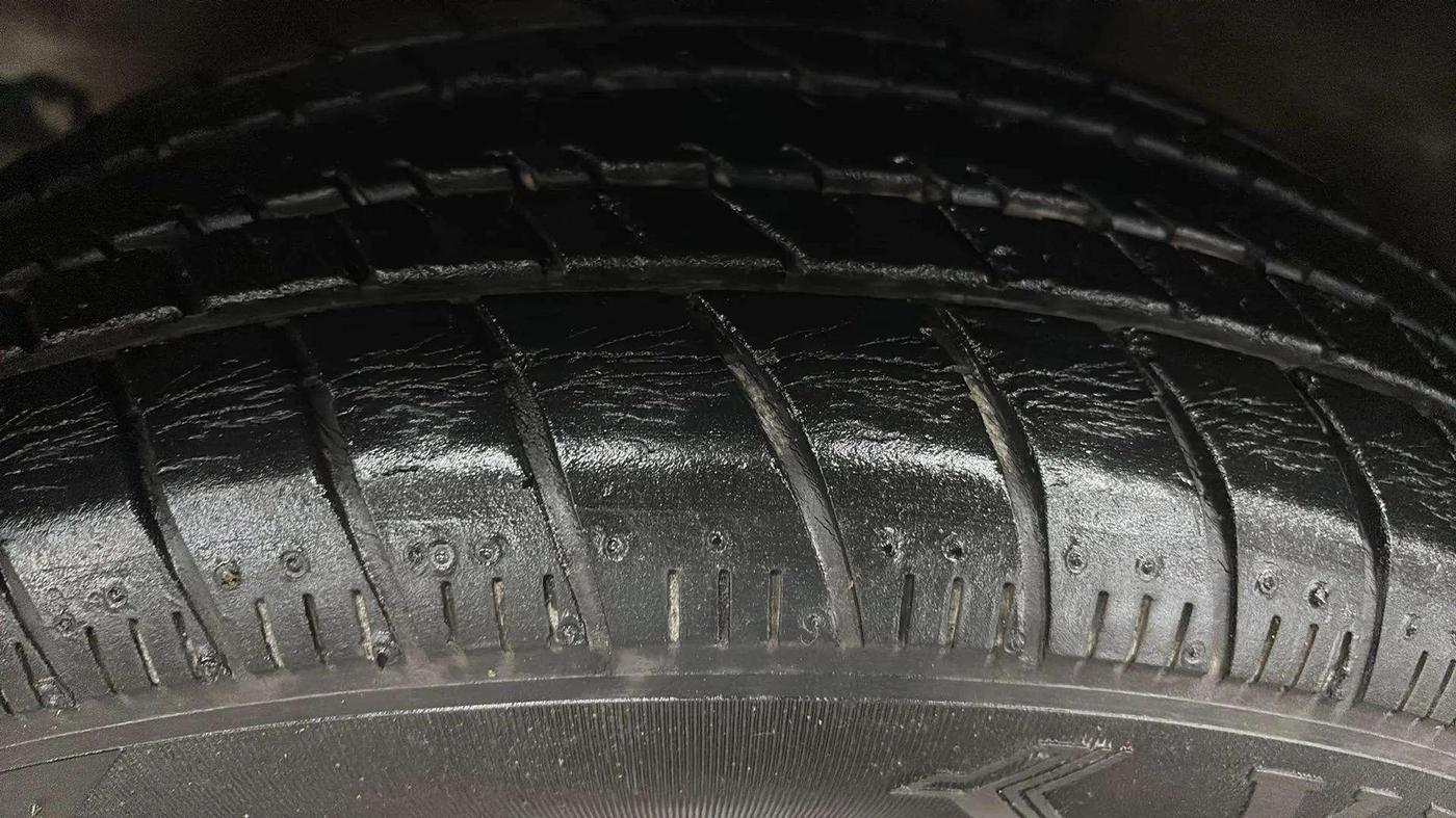 2018 Maruti Celerio VXI, Petrol, Manual, 23,750 km, Left Front Tyre Tread