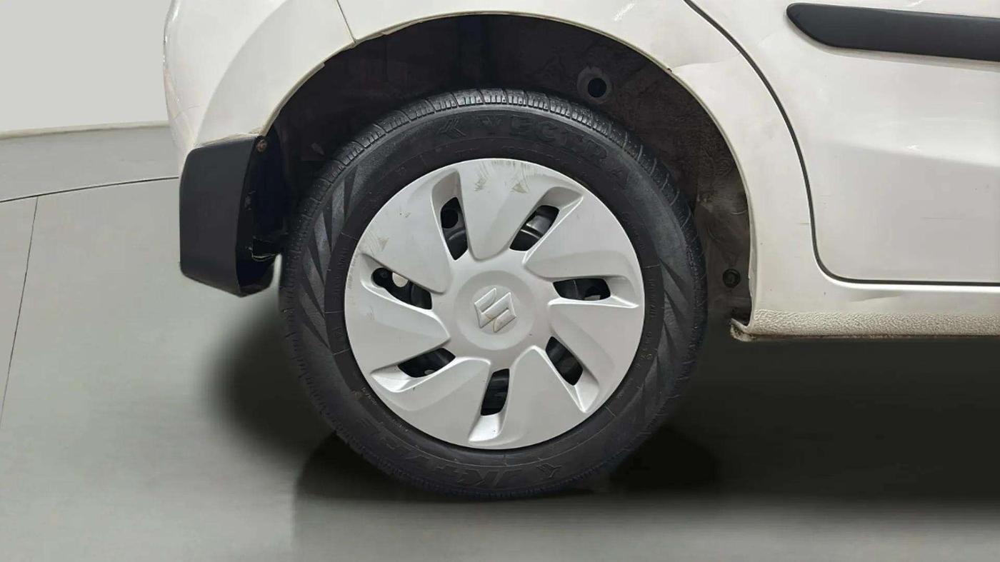2018 Maruti Celerio VXI, Petrol, Manual, 23,750 km, Right Rear Wheel