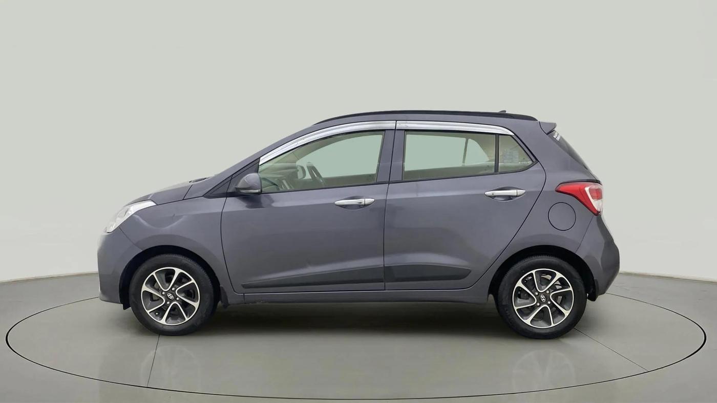 2018 Hyundai Grand i10 SPORTZ AT 1.2 KAPPA VTVT, Petrol, Automatic, 44,664 km, Left Side