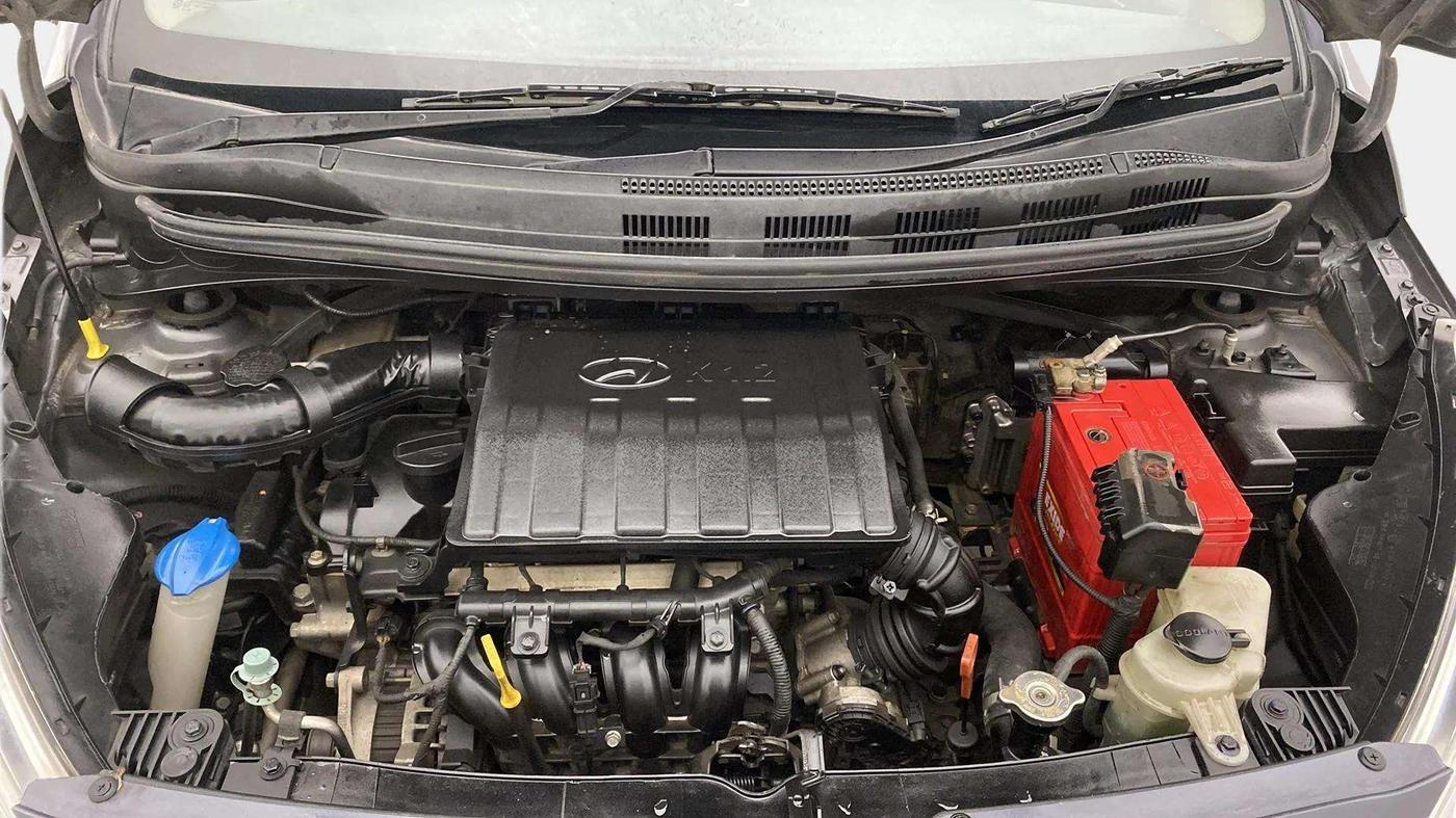 2018 Hyundai Grand i10 SPORTZ AT 1.2 KAPPA VTVT, Petrol, Automatic, 44,664 km, Engine View