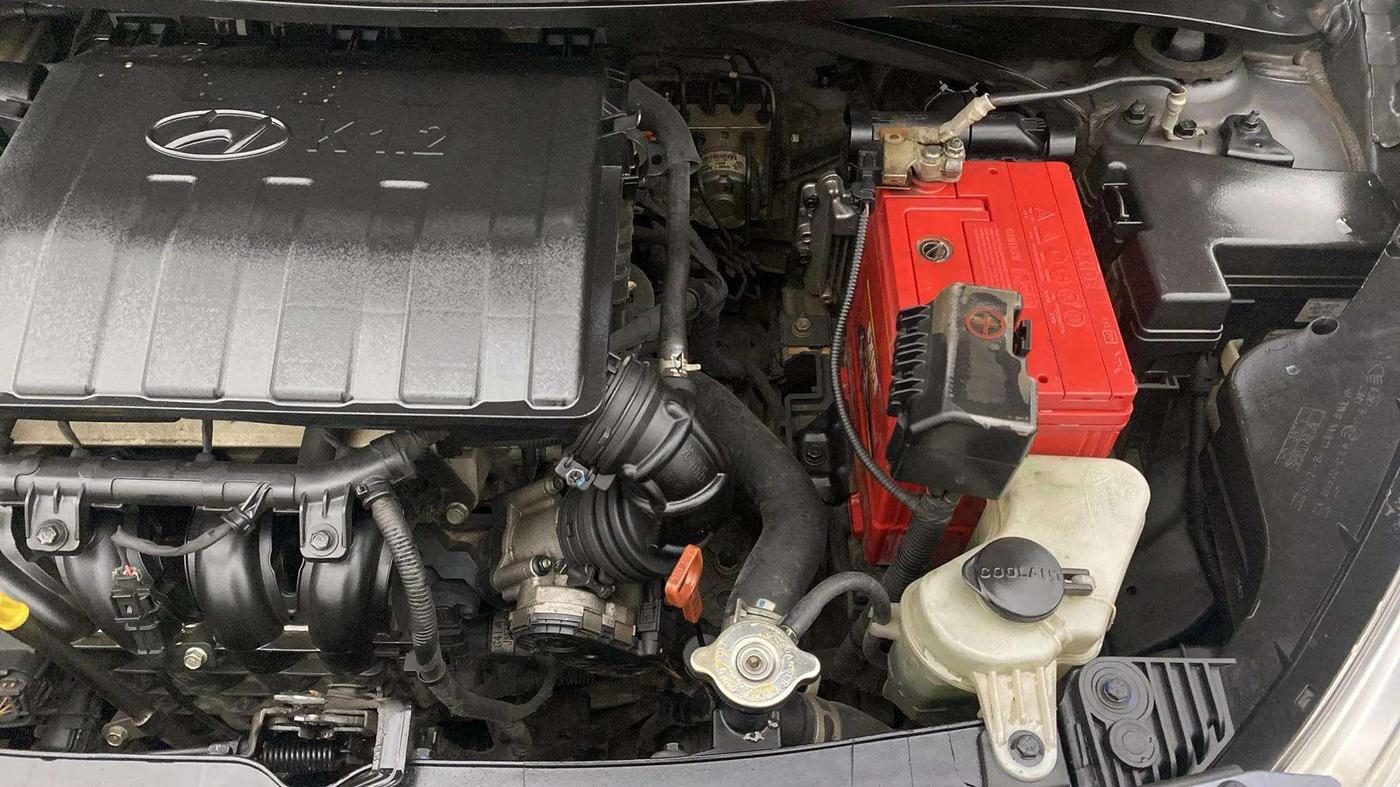 2018 Hyundai Grand i10 SPORTZ AT 1.2 KAPPA VTVT, Petrol, Automatic, 44,664 km, Engine View - Left
