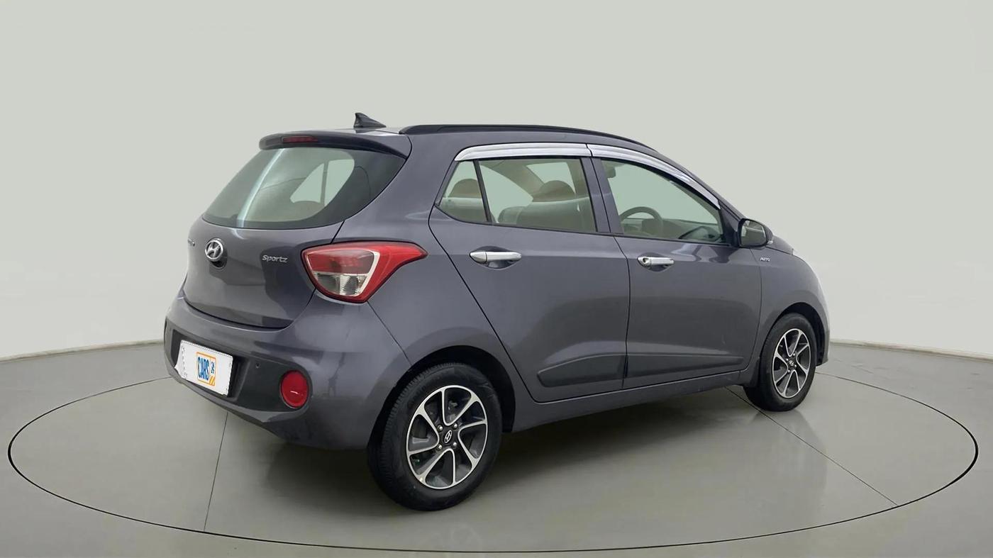 2018 Hyundai Grand i10 SPORTZ AT 1.2 KAPPA VTVT, Petrol, Automatic, 44,664 km, Right Back Diagonal