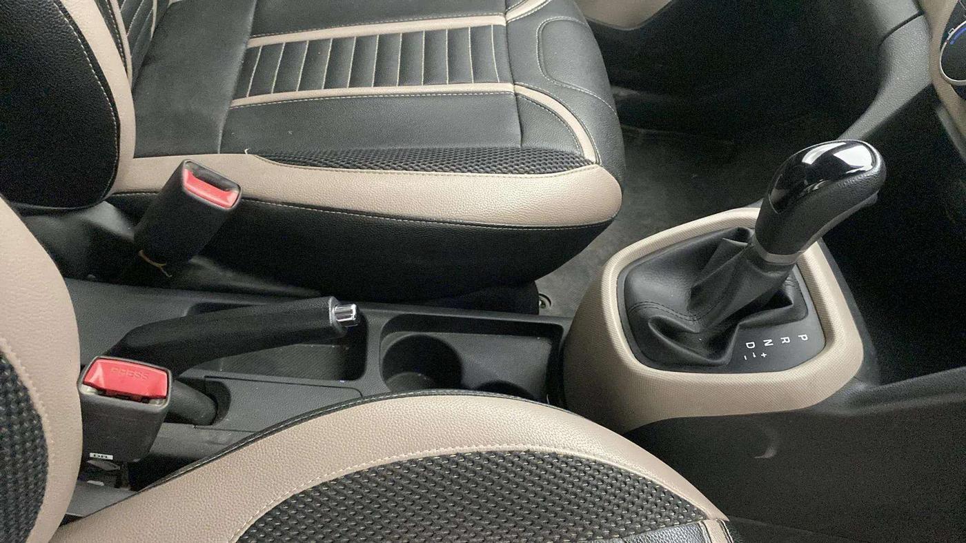2018 Hyundai Grand i10 SPORTZ AT 1.2 KAPPA VTVT, Petrol, Automatic, 44,664 km, Gear Lever