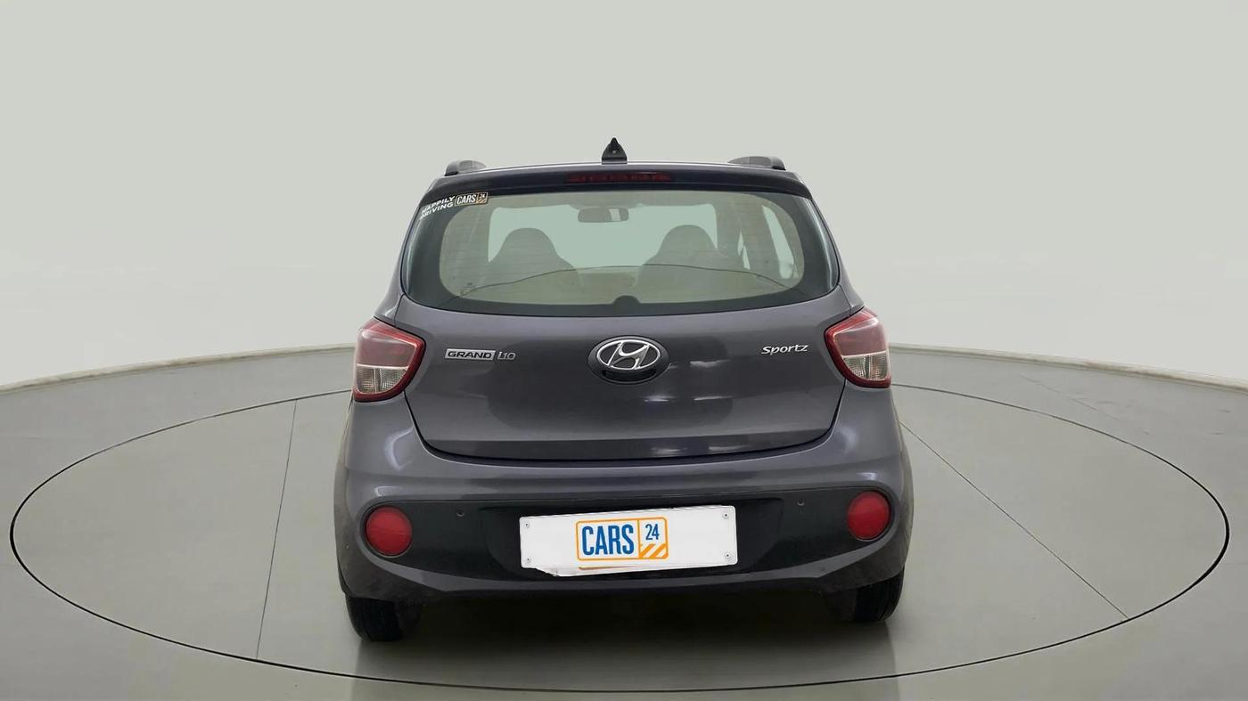 2018 Hyundai Grand i10 SPORTZ AT 1.2 KAPPA VTVT, Petrol, Automatic, 44,664 km, Back/Rear
