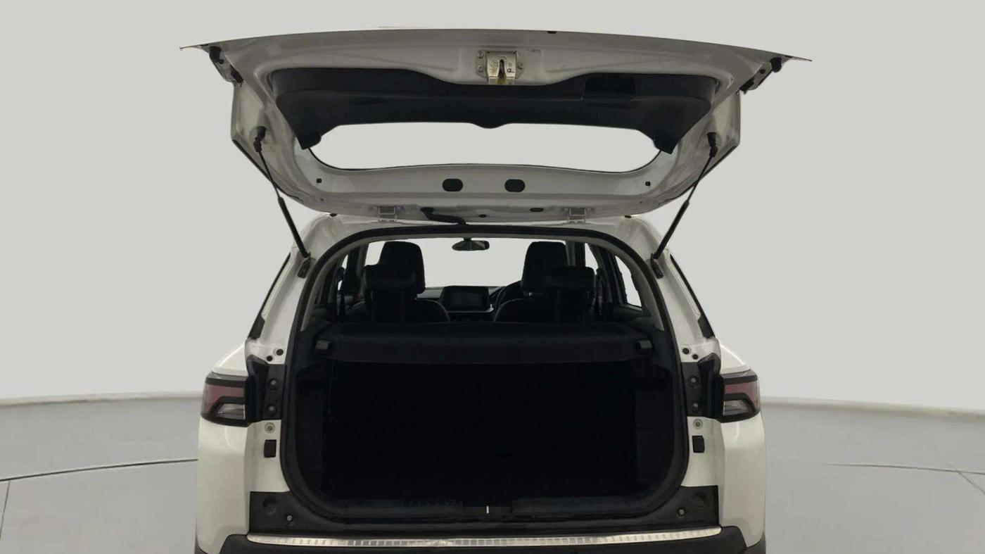 2023 Maruti BREZZA VXI, Petrol, Manual, 28,610 km, Boot Door Open