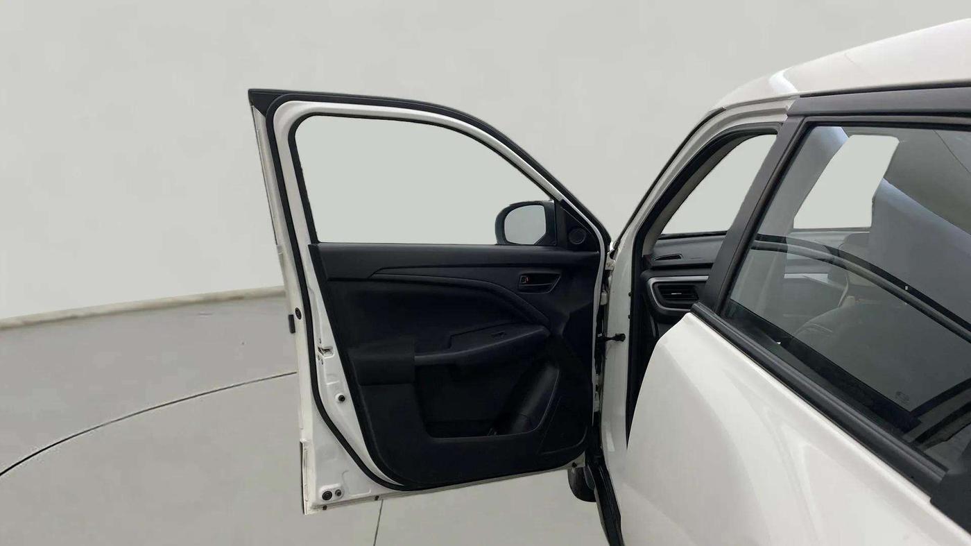 2023 Maruti BREZZA VXI, Petrol, Manual, 28,610 km, LHS Front Door