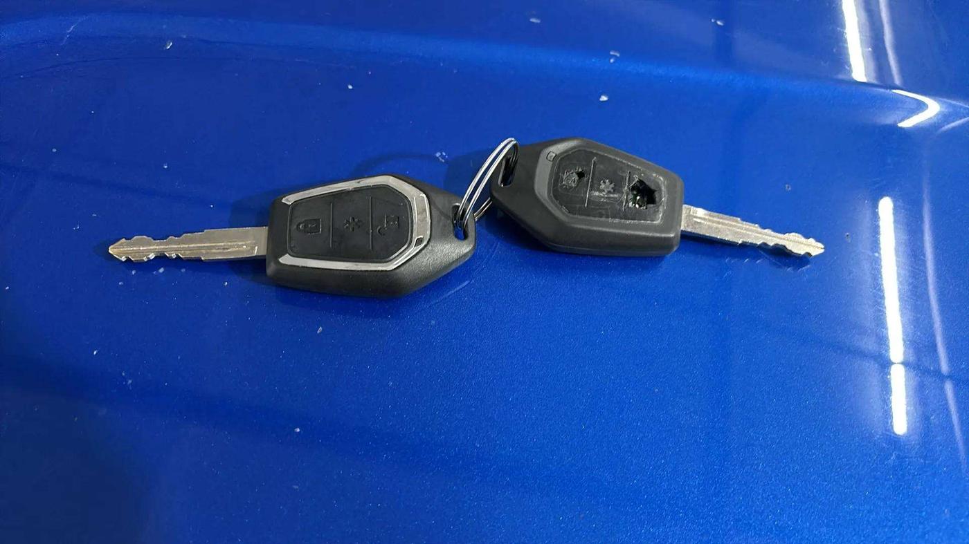2016 Mahindra TUV300 T8, Diesel, Manual, 24,860 km, Key Close Up
