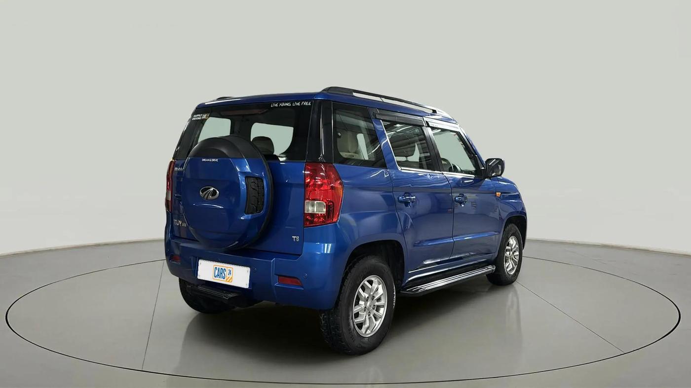 2016 Mahindra TUV300 T8, Diesel, Manual, 24,860 km, Right Back Diagonal