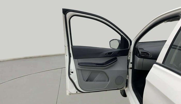 2023 Tata Tiago XT (O) PETROL, Petrol, Manual, 9,498 km, LHS Front Door