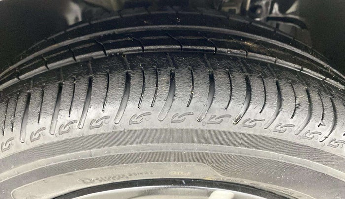 2023 Tata Tiago XT (O) PETROL, Petrol, Manual, 9,498 km, Right Front Tyre Tread