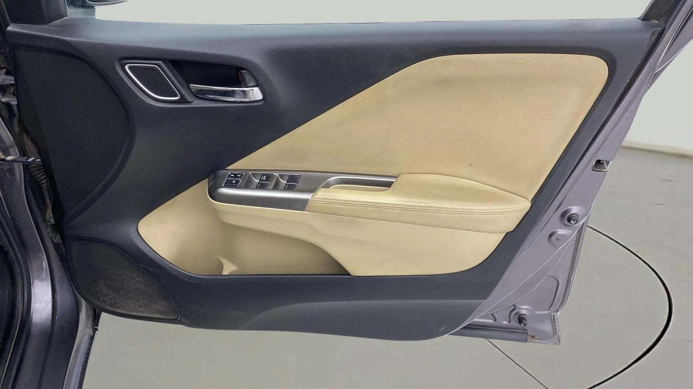 2018 Honda City 1.5L I-VTEC VX CVT, Petrol, Automatic, 56,530 km, Driver Side Door Panels Control