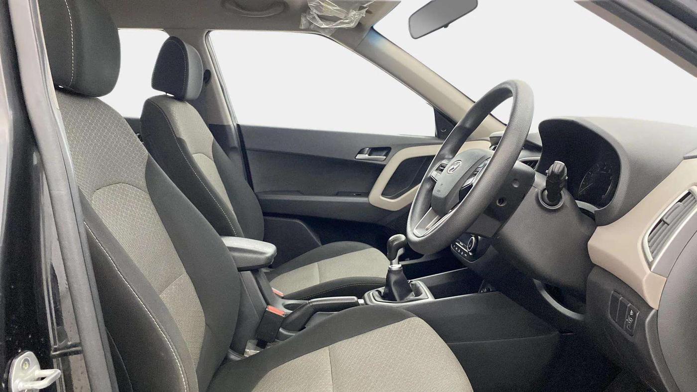 2016 Hyundai Creta SX PLUS 1.6 PETROL, Petrol, Manual, 54,584 km, Right Side Front Door Cabin
