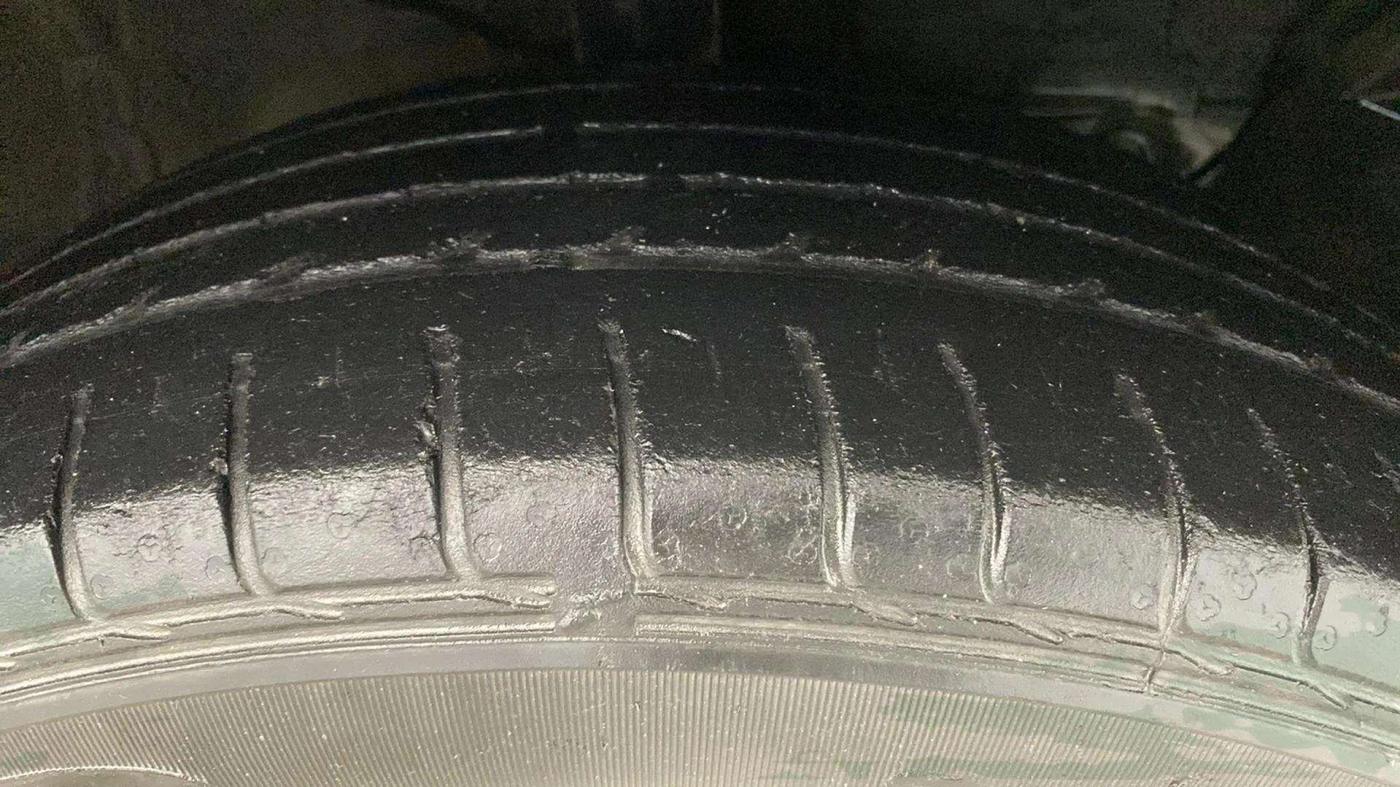 2016 Hyundai Creta SX PLUS 1.6 PETROL, Petrol, Manual, 54,584 km, Right Front Tyre Tread