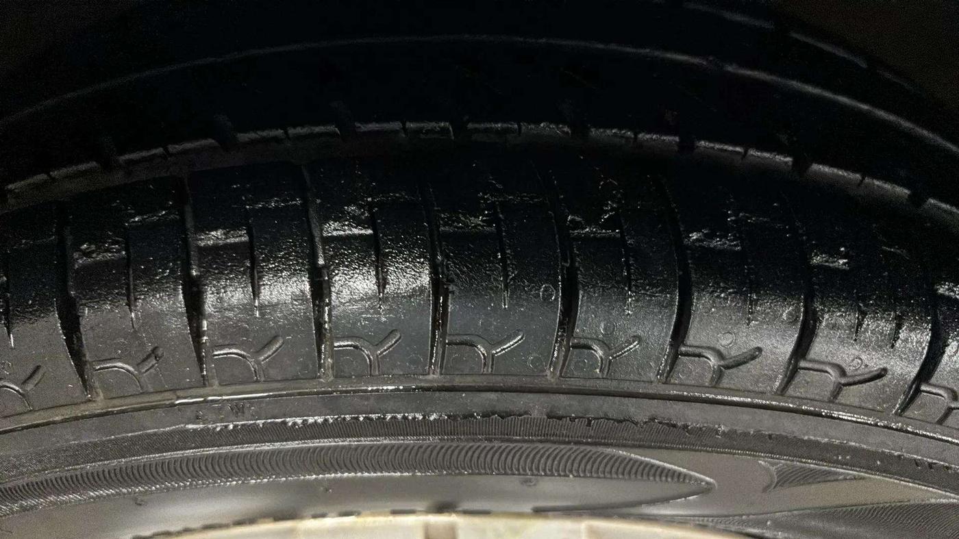 2016 Maruti Alto 800 VXI, Petrol, Manual, 34,766 km, Right Front Tyre Tread