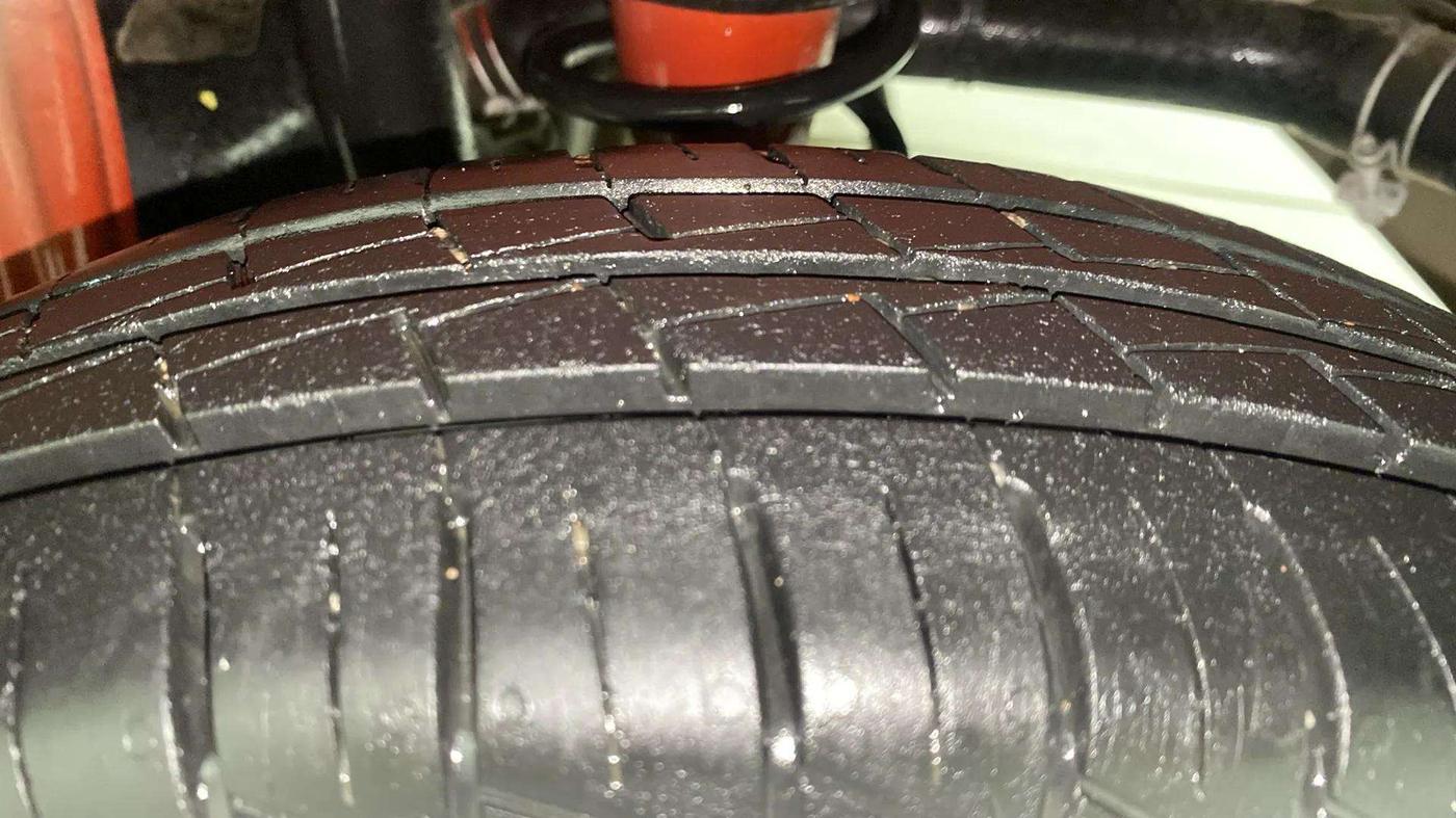 2022 Maruti Alto VXI, Petrol, Manual, 9,821 km, Left Rear Tyre Tread