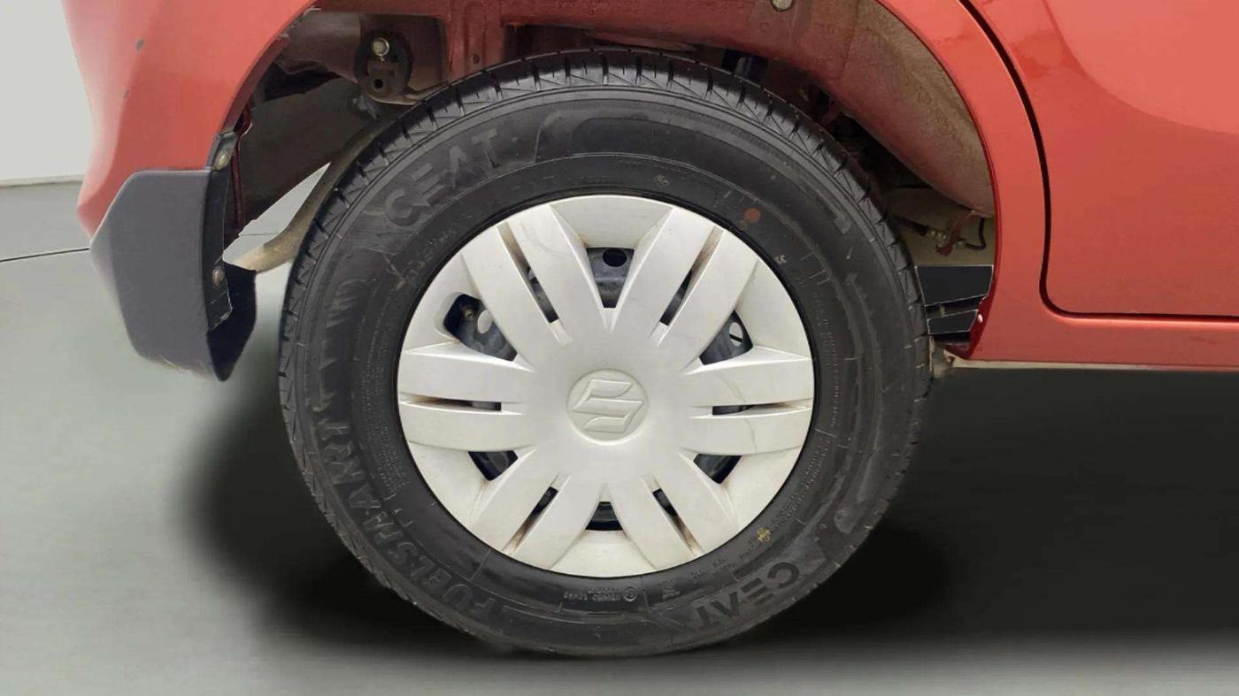 2022 Maruti Alto VXI, Petrol, Manual, 9,821 km, Right Rear Wheel