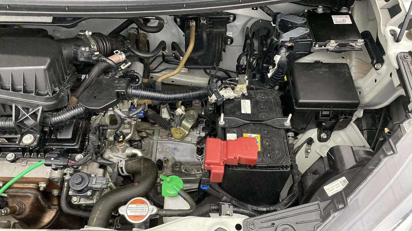 2022 Maruti New Wagon-R VXI 1.0, Petrol, Manual, 8,157 km, Engine View - Left