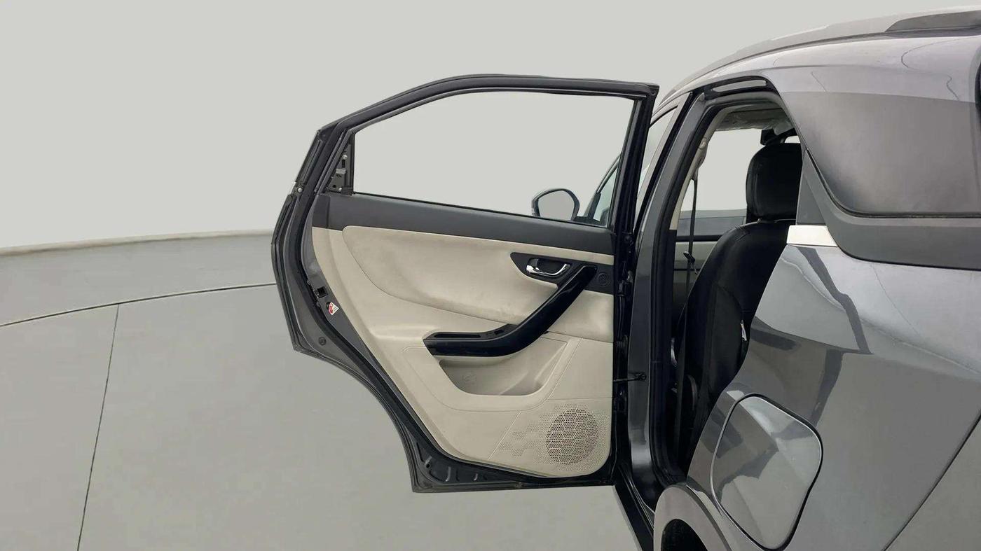 2021 Tata NEXON XZ PLUS PETROL SUNROOF, Petrol, Manual, 37,983 km, LHS Rear Door