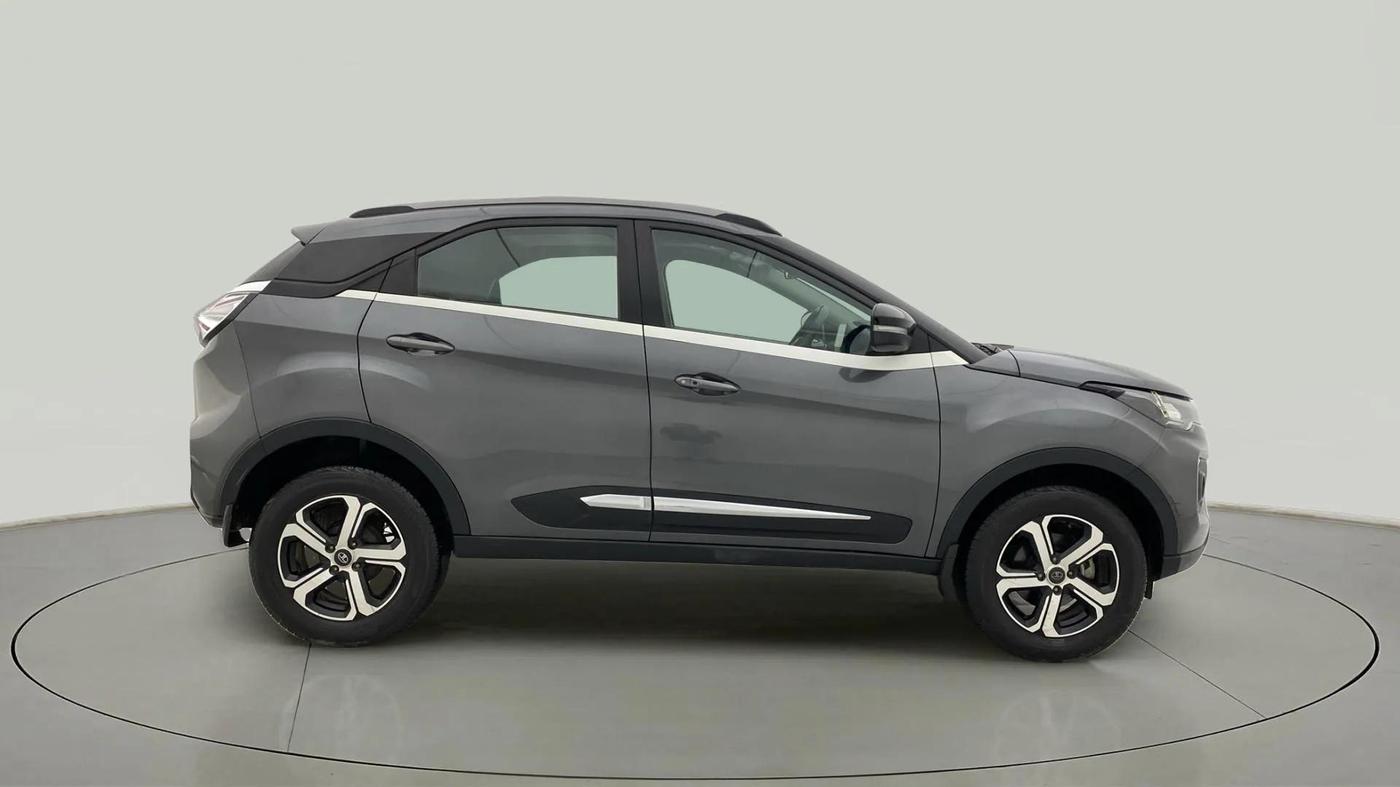 2021 Tata NEXON XZ PLUS PETROL SUNROOF, Petrol, Manual, 37,983 km, Right Side View