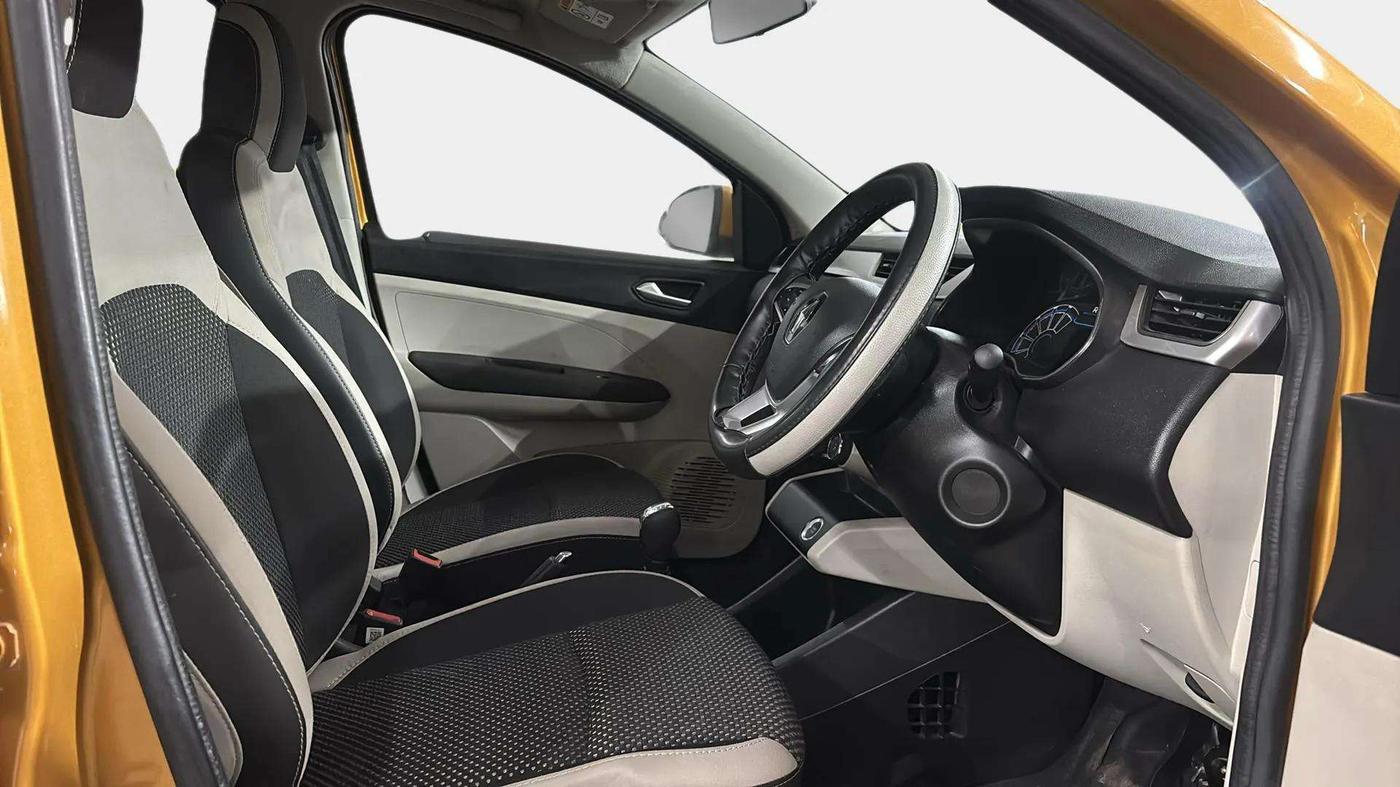 2021 Renault TRIBER RXZ AMT, Petrol, Automatic, 7,972 km, Right Side Front Door Cabin