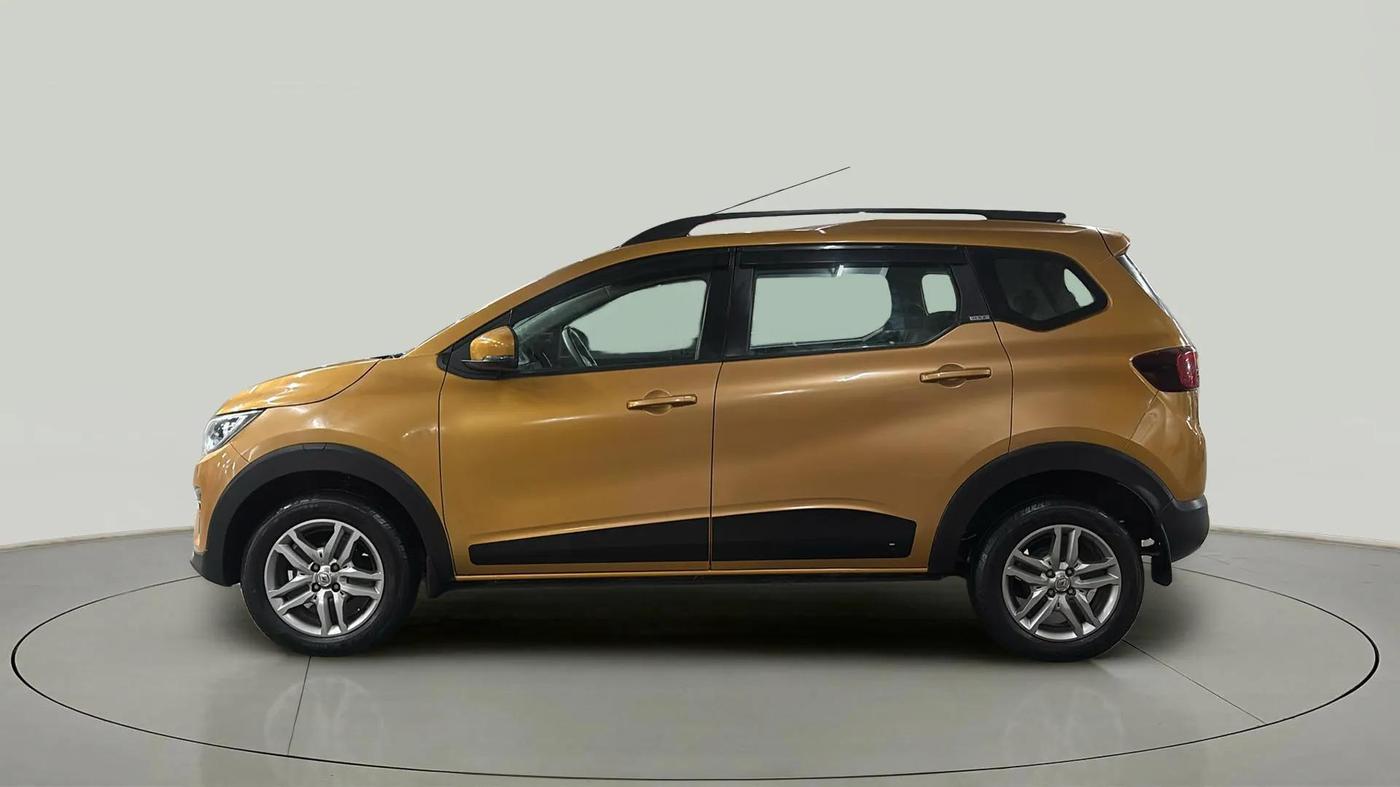 2021 Renault TRIBER RXZ AMT, Petrol, Automatic, 7,972 km, Left Side