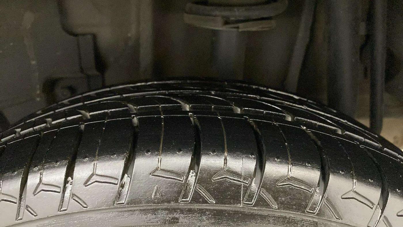 2022 Tata TIGOR XZ PLUS CNG, CNG, Manual, 54,105 km, Left Rear Tyre Tread