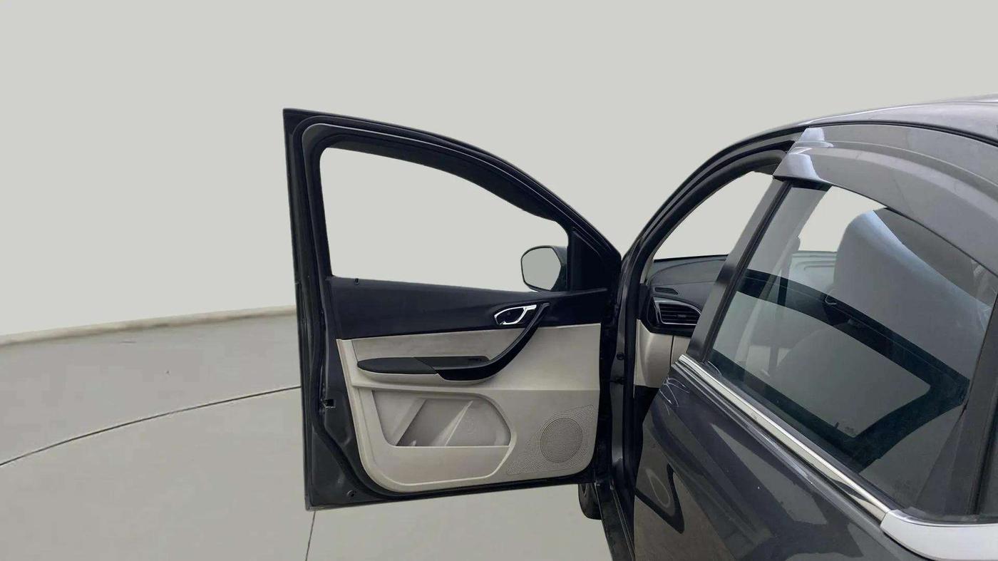2022 Tata TIGOR XZ PLUS CNG, CNG, Manual, 54,105 km, LHS Front Door