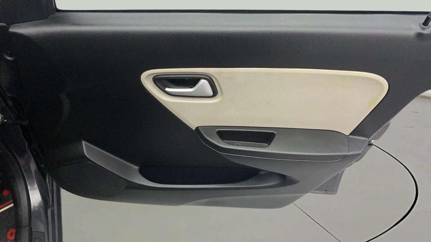 2022 Maruti Alto LXI O, Petrol, Manual, 18,282 km, Driver Side Door Panels Control