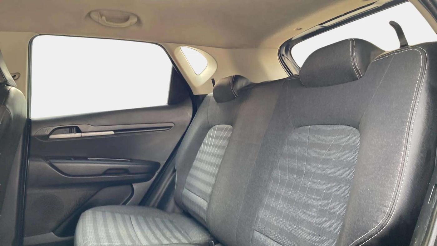 2021 KIA SONET HTK PLUS 1.2, Petrol, Manual, 56,923 km, Right Side Rear Door Cabin