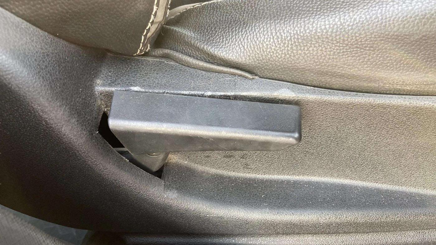 2018 Tata NEXON XT DIESEL, Diesel, Manual, 63,329 km, Driver Side Adjustment Panel