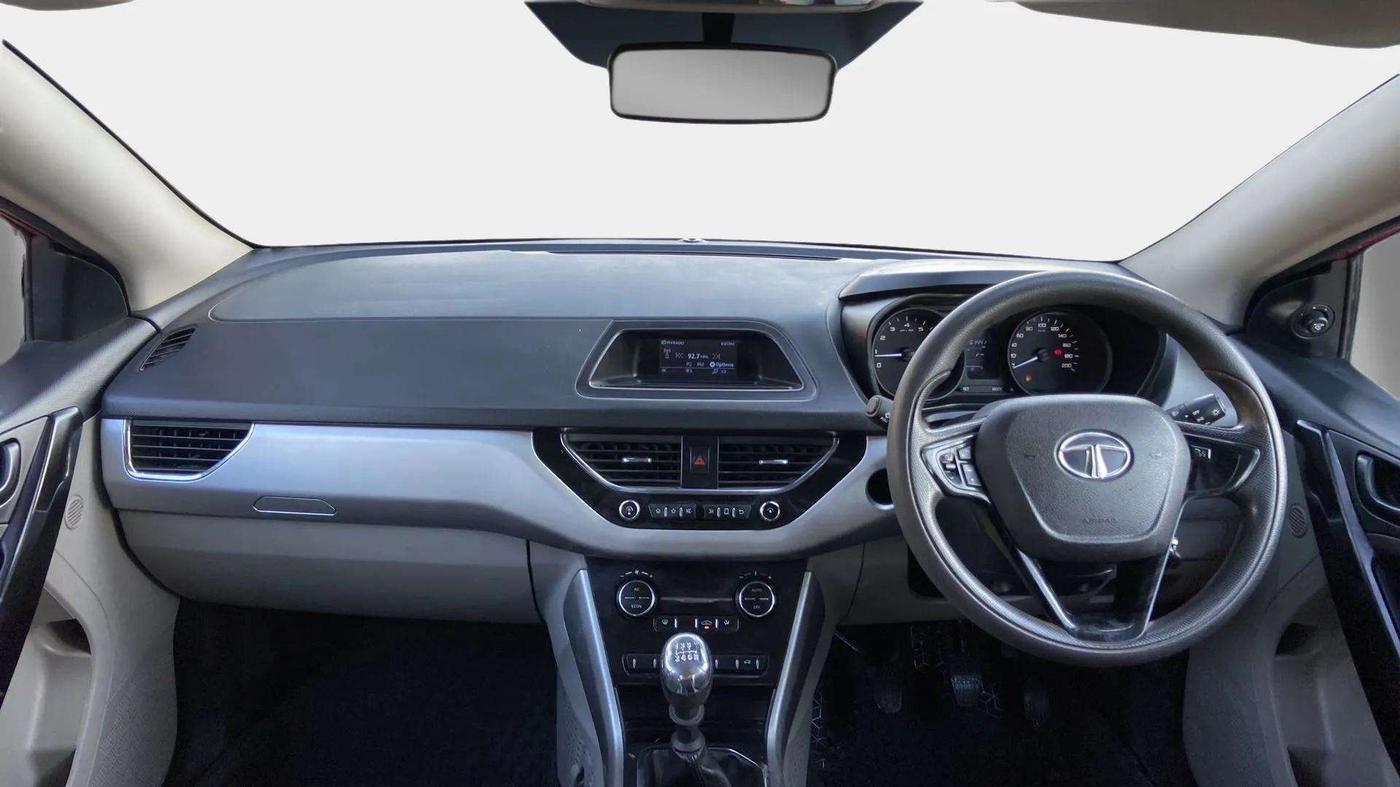2018 Tata NEXON XT DIESEL, Diesel, Manual, 63,329 km, Dashboard