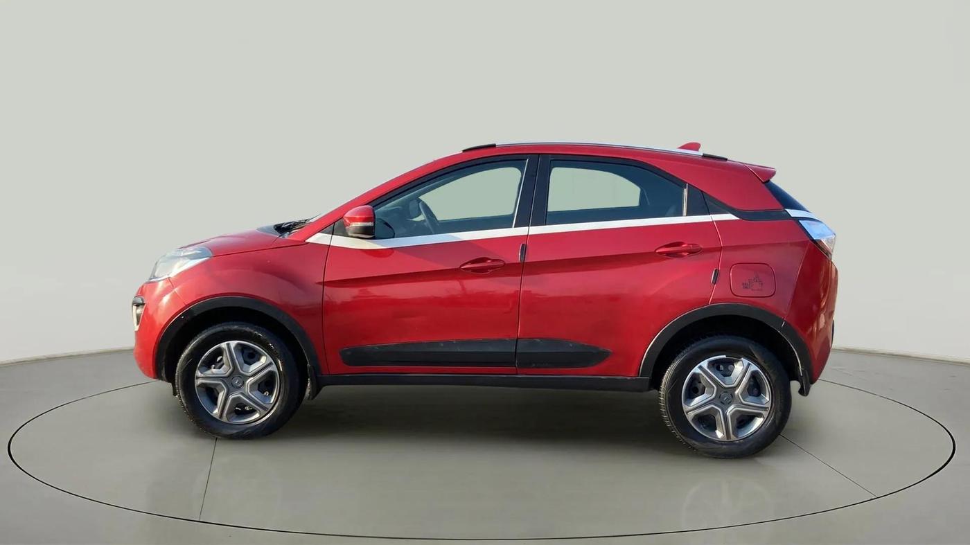 2018 Tata NEXON XT DIESEL, Diesel, Manual, 63,329 km, Left Side