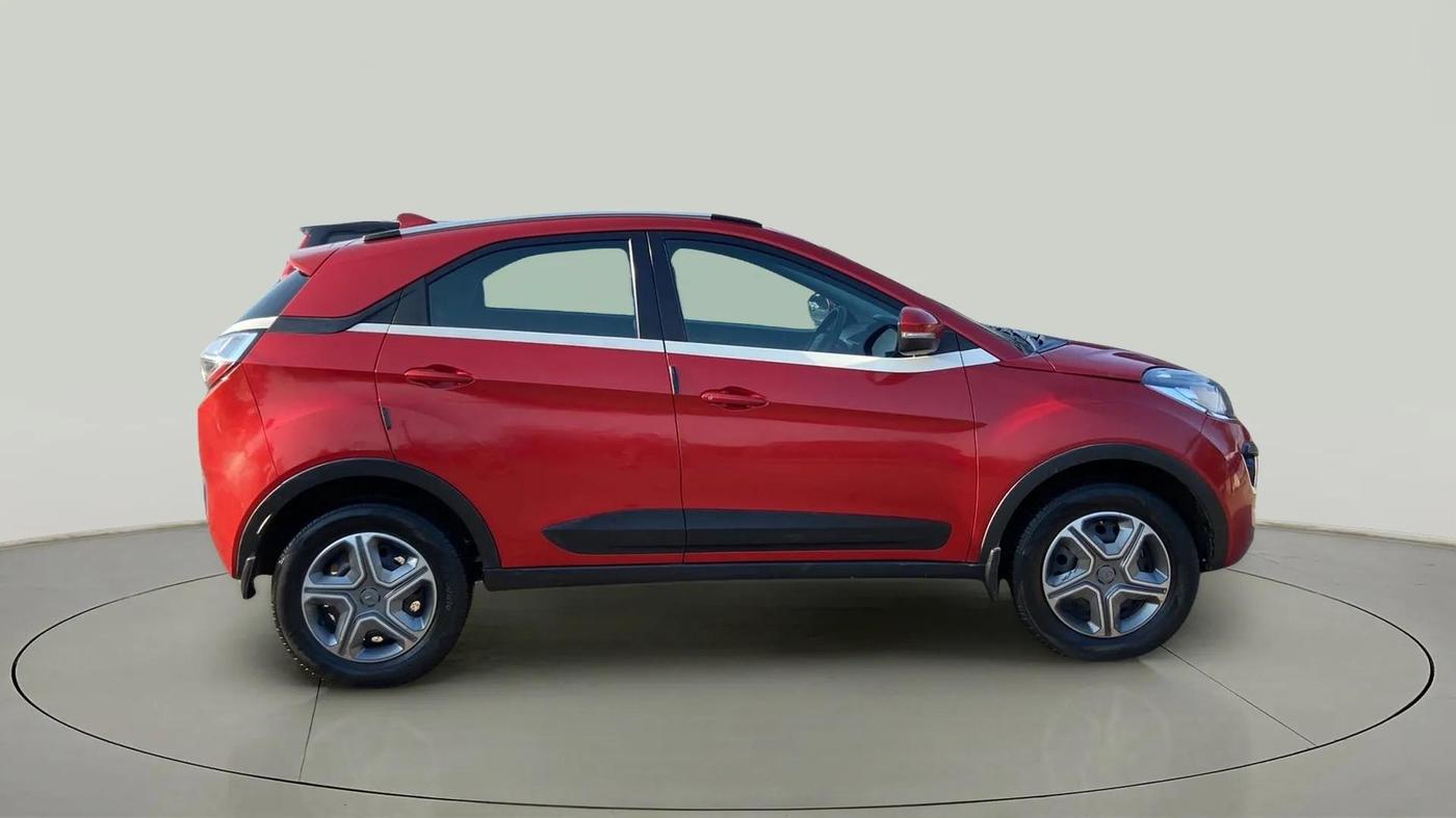 2018 Tata NEXON XT DIESEL, Diesel, Manual, 63,329 km, Right Side View