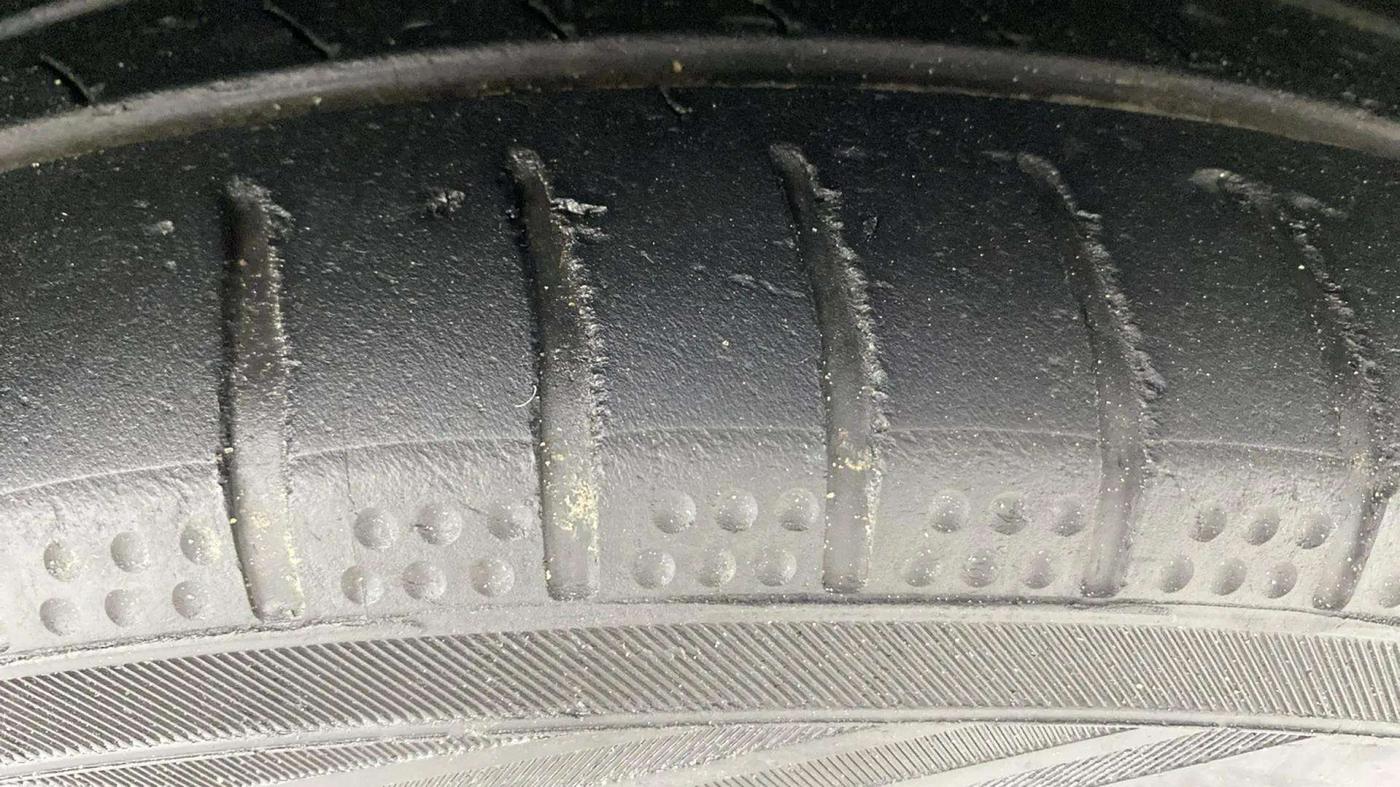 2018 Ford Ecosport TITANIUM + 1.5L PETROL AT, Petrol, Automatic, 70,133 km, Right Front Tyre Tread