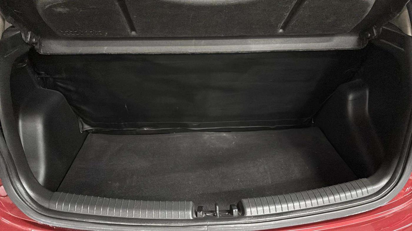 2019 Hyundai Grand i10 SPORTZ 1.2 KAPPA VTVT, Petrol, Manual, 37,720 km, Boot Inside