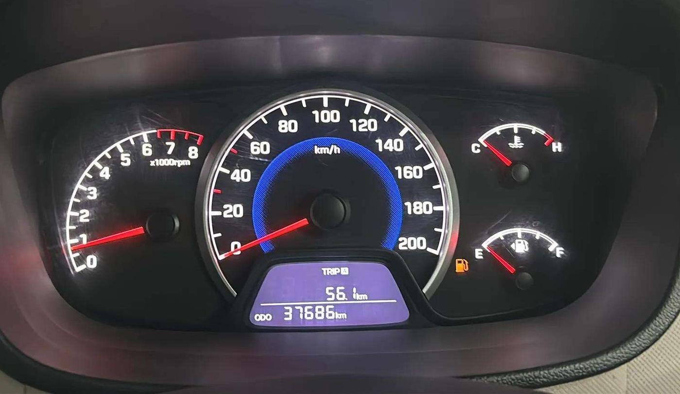 2019 Hyundai Grand i10 SPORTZ 1.2 KAPPA VTVT, Petrol, Manual, 37,720 km, Odometer Image