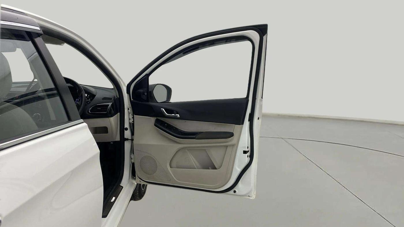 2024 Tata TIGOR XZA Plus iCNG , CNG, Automatic, 21,566 km, RHS Front Door