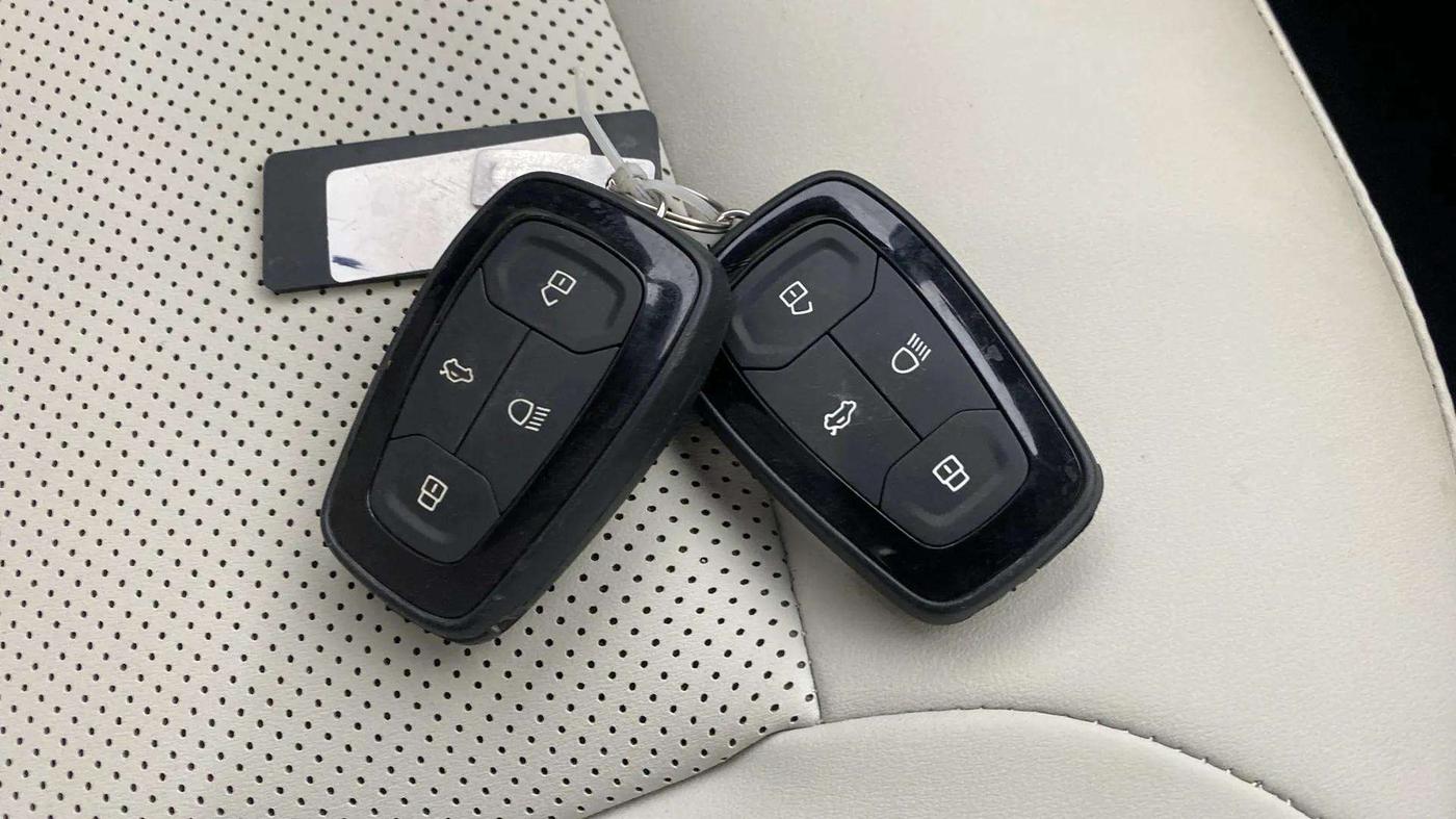 2024 Tata TIGOR XZA Plus iCNG , CNG, Automatic, 21,566 km, Key Close Up