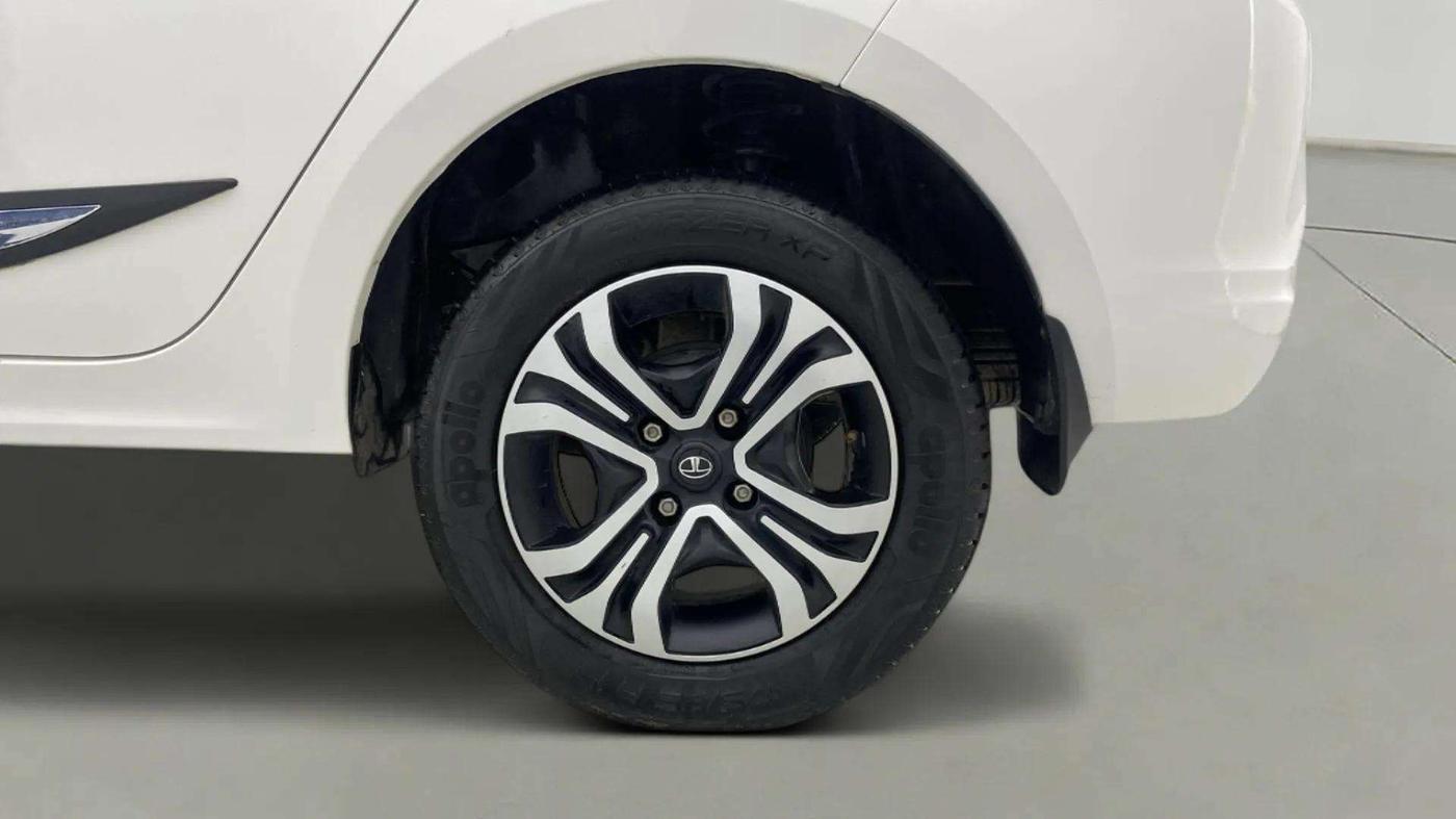 2024 Tata TIGOR XZA Plus iCNG , CNG, Automatic, 21,566 km, Left Rear Wheel