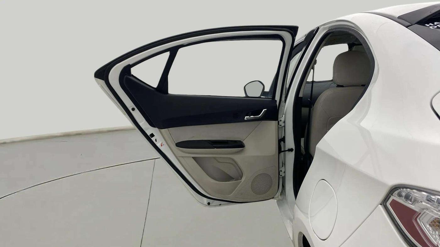 2024 Tata TIGOR XZA Plus iCNG , CNG, Automatic, 21,566 km, LHS Rear Door