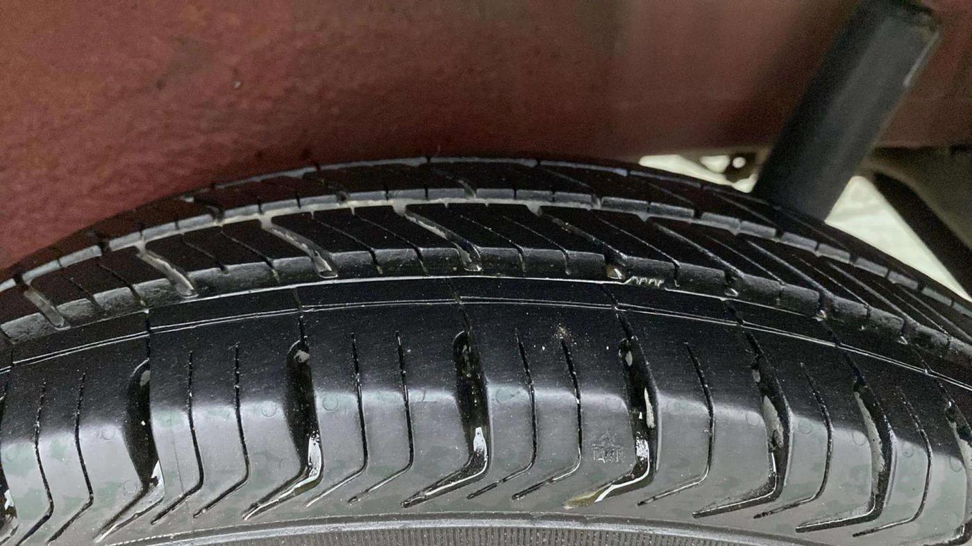 2013 Maruti Wagon R 1.0 LXI CNG, CNG, Manual, 42,558 km, Left Rear Tyre Tread