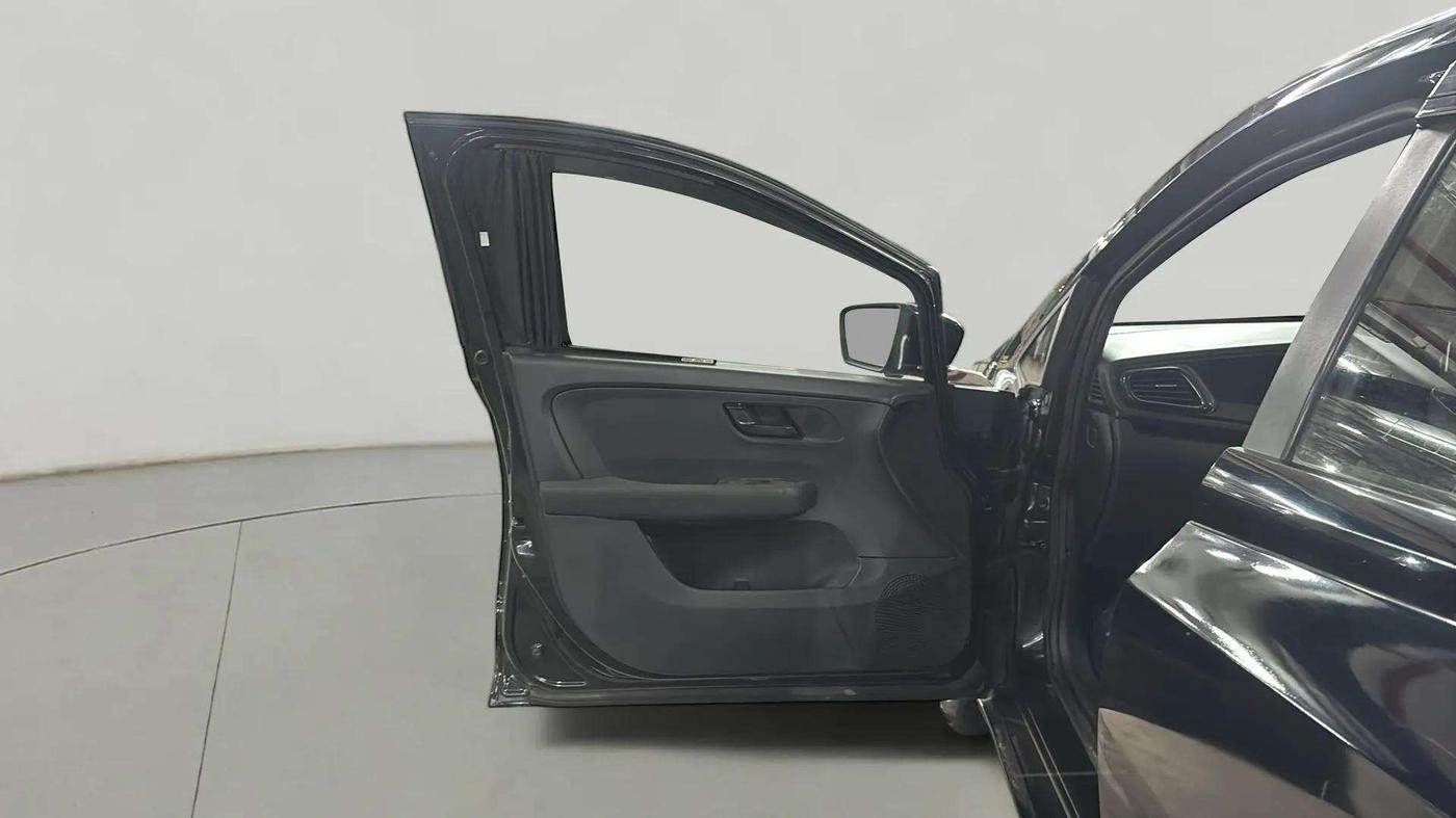 2021 Tata ALTROZ XZ PLUS PETROL DARK EDITION, Petrol, Manual, 56,489 km, LHS Front Door