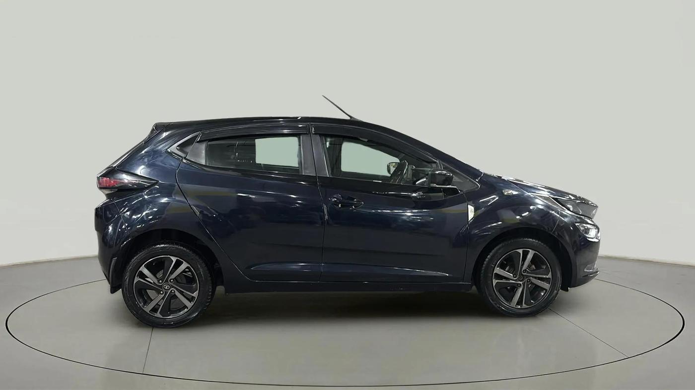 2021 Tata ALTROZ XZ PLUS PETROL DARK EDITION, Petrol, Manual, 56,489 km, Right Side View