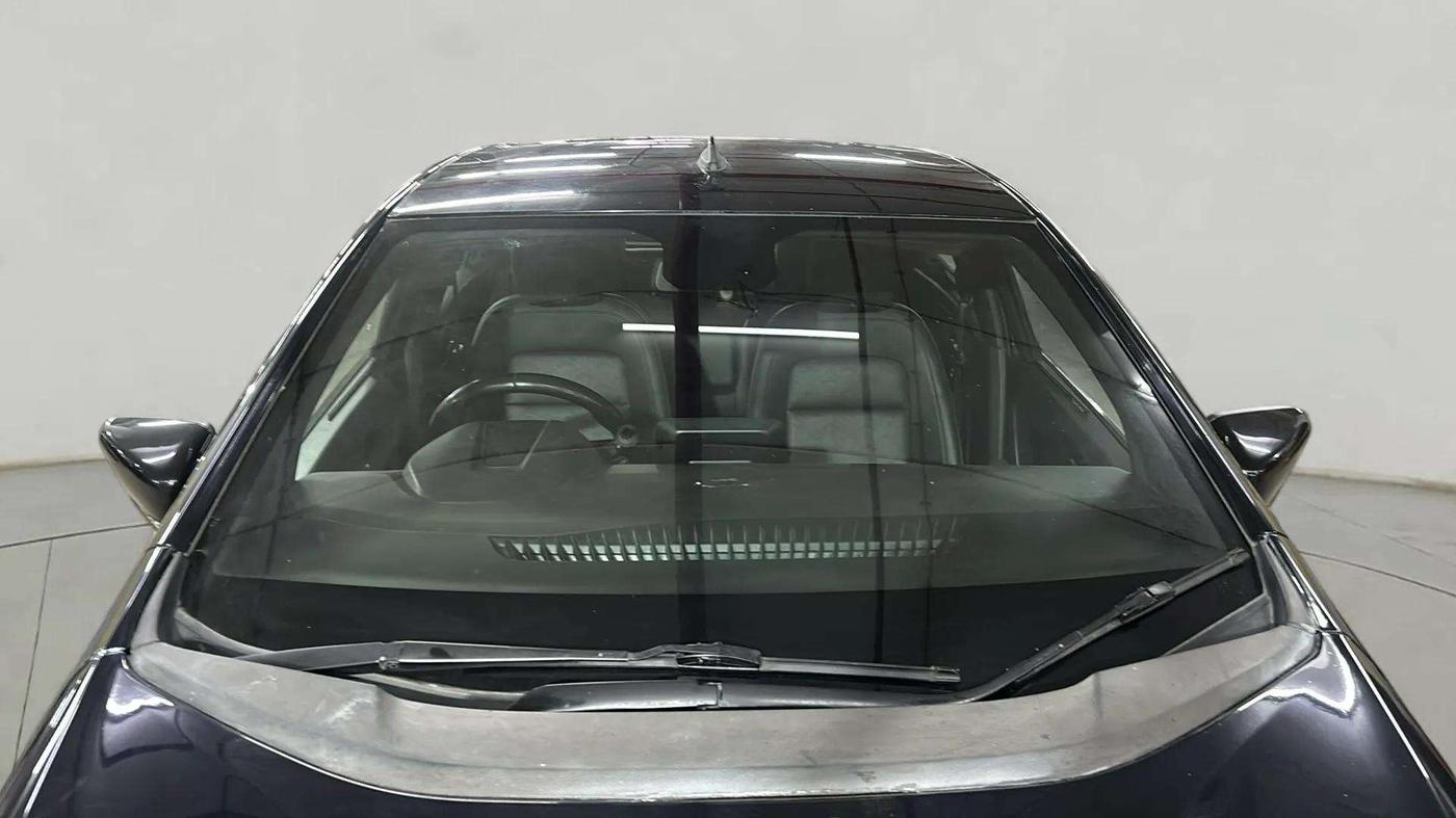 2021 Tata ALTROZ XZ PLUS PETROL DARK EDITION, Petrol, Manual, 56,489 km, Front Windshield