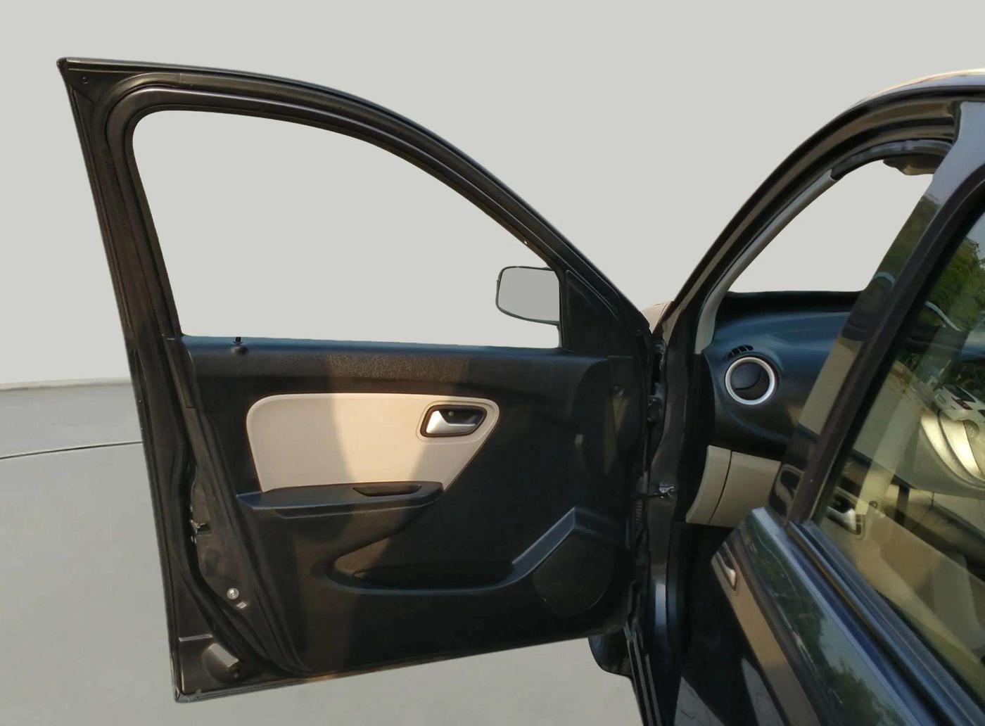 2020 Maruti Alto LXI, Petrol, Manual, 13,948 km, LHS Front Door