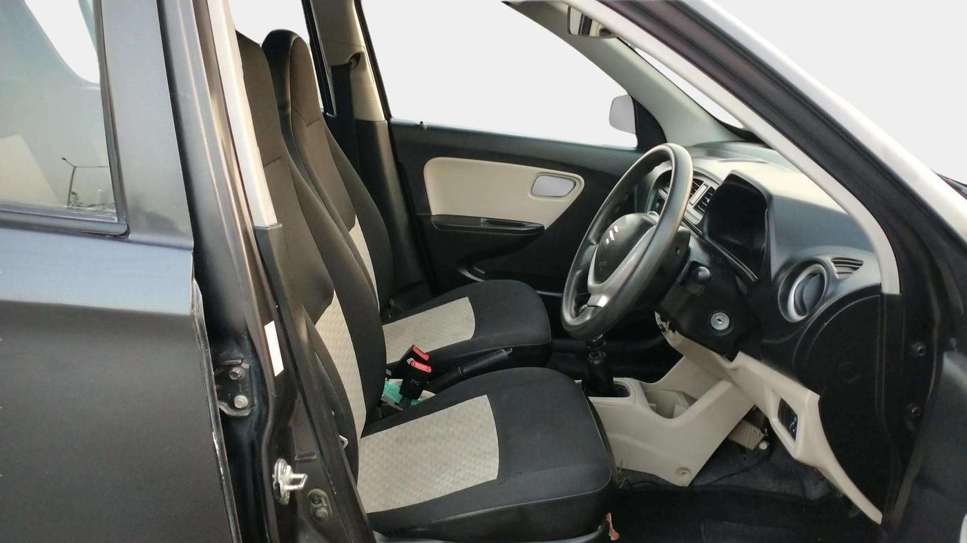 2020 Maruti Alto LXI, Petrol, Manual, 13,948 km, Right Side Front Door Cabin